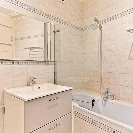 Apartamento Haussmannien Lumineux Et Central- Ii *